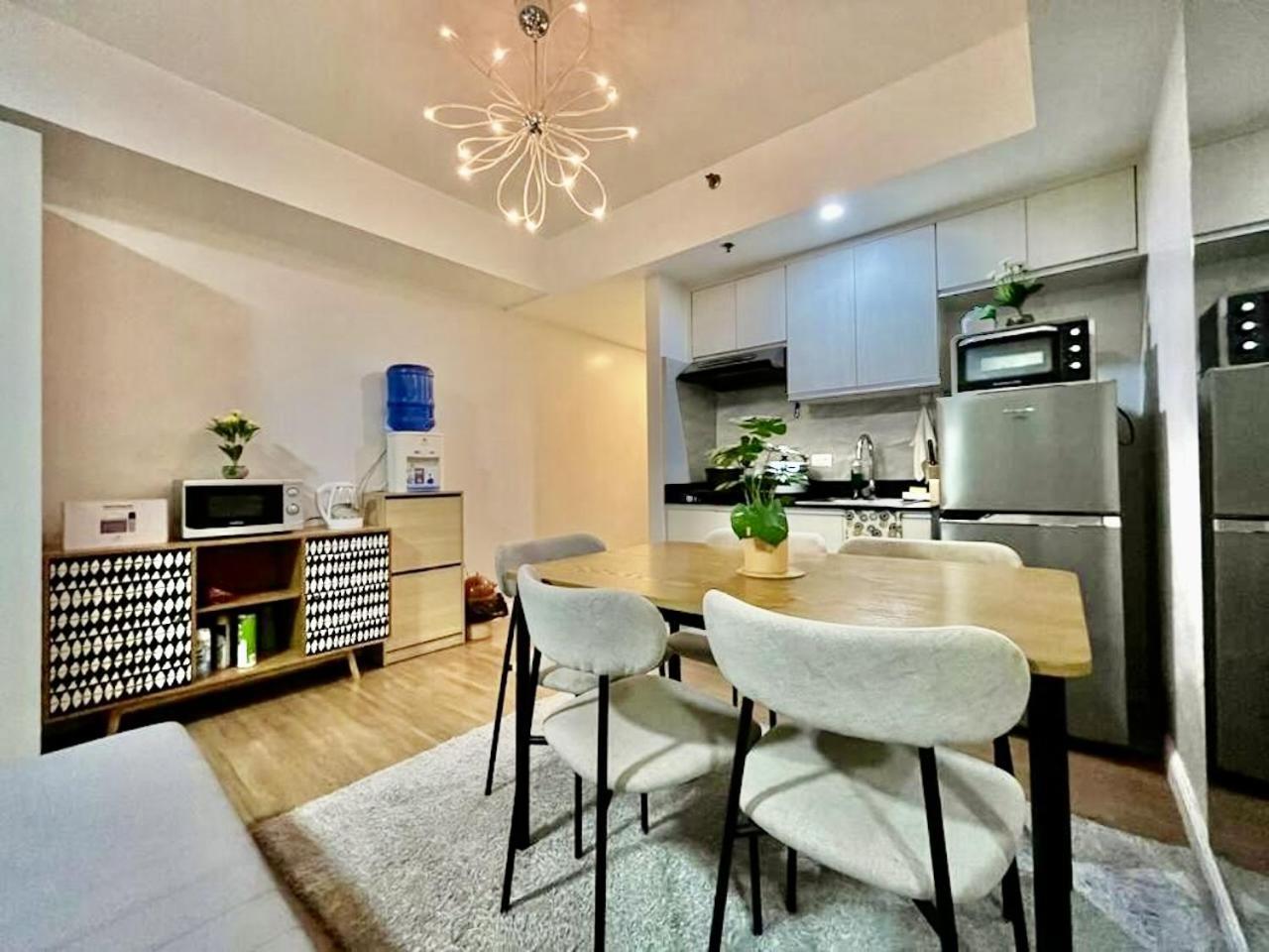 Abreeza Studio Suite 2321 - Pool, Wifi, City View, Washer, Ac, Netflix, Mall Davao Exterior photo