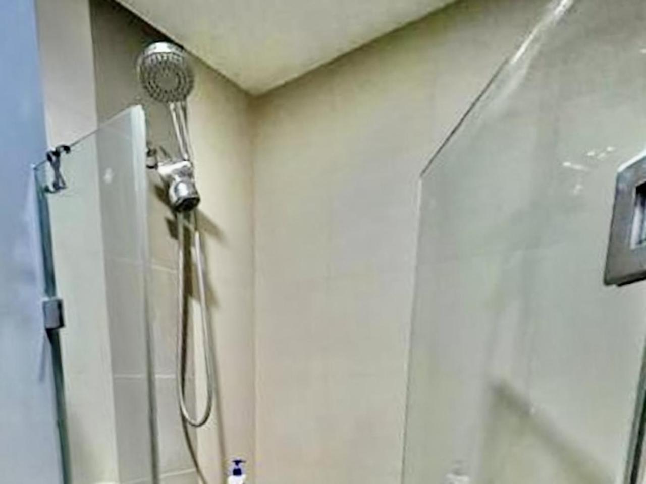 Abreeza Studio Suite 2321 - Pool, Wifi, City View, Washer, Ac, Netflix, Mall Davao Exterior photo