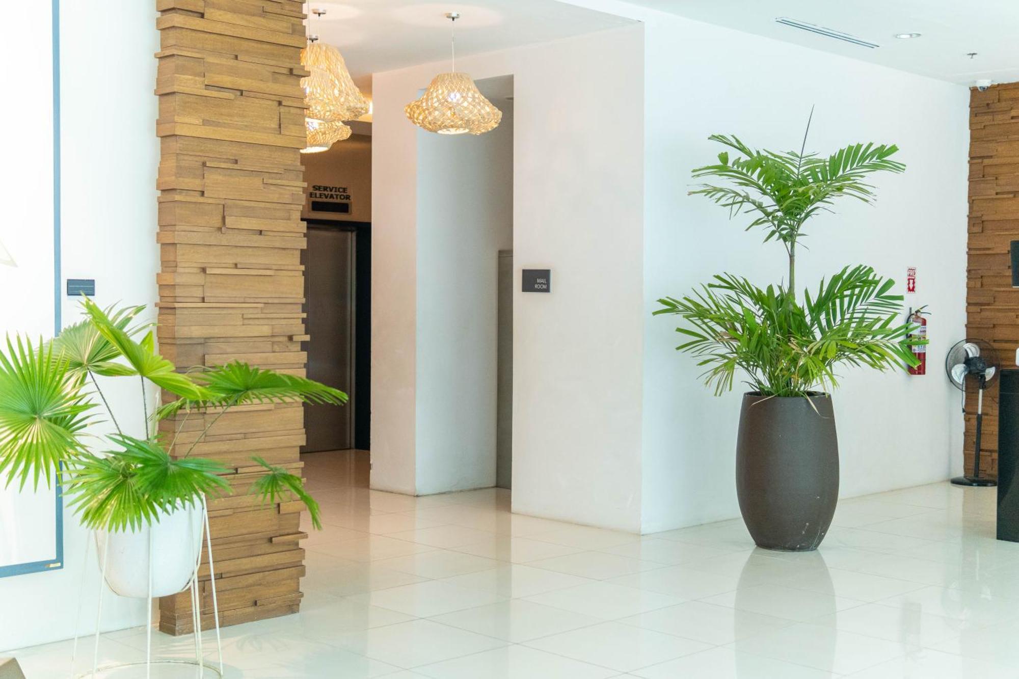Abreeza Studio Suite 2321 - Pool, Wifi, City View, Washer, Ac, Netflix, Mall Davao Exterior photo